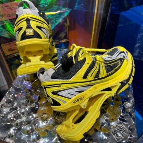 balenciaga-x-pander-sneaker-replica-big-1
