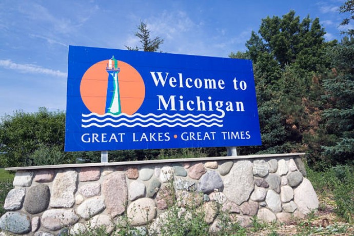 custom-signs-and-graphics-your-secret-weapon-for-marketing-success-big-0