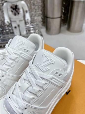 louis-vuitton-lv-trainer-full-white-replica-big-0