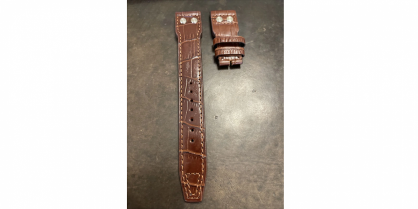 iwc-alligator-strap-the-ultimate-blend-of-luxury-comfort-and-durability-big-0