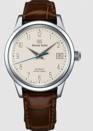 review-patek-philippe-aquanaut-big-2