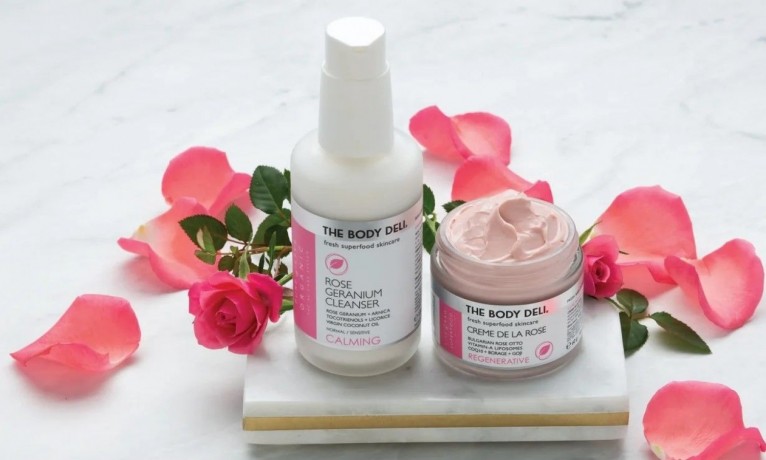 reduce-puffiness-naturally-with-arnica-eye-cream-big-0