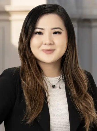 cinthia-chou-chan-esq-big-0