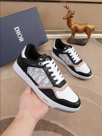 dior-b27-low-top-sneaker-replica-big-0