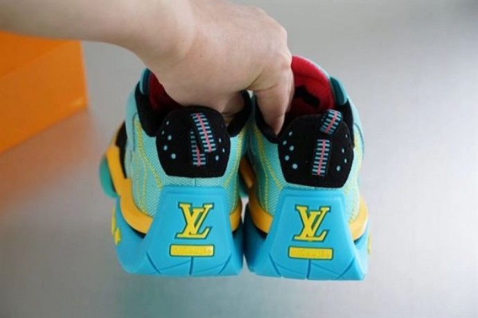 louis-vuitton-millenium-sneaker-replica-big-0