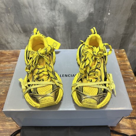 balenciaga-3xl-sneaker-in-yellow-big-0