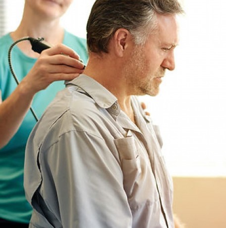 back-pain-physical-therapy-in-edgewaterr-big-1