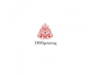 Monochromatic Carpets Online