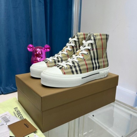 sneakerhomie-replica-burberry-shoes-quality-meets-value-big-3