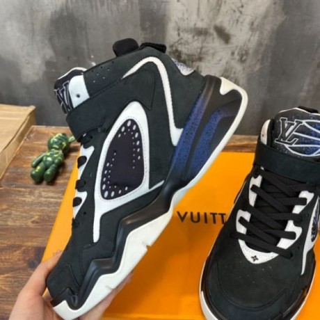 louis-vuitton-trainer-2-sneaker-replica-big-2